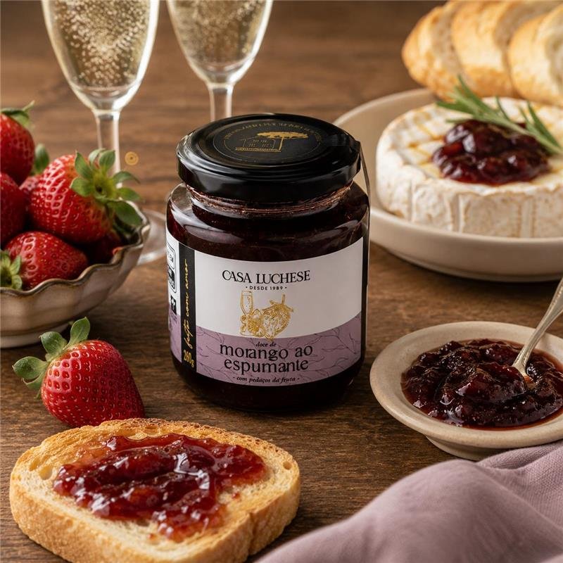 DOCE DE MORANGO COM ESPUMANTE 260G